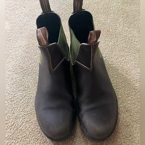 Blundstone boots.  Black / olive.  Size 9.
